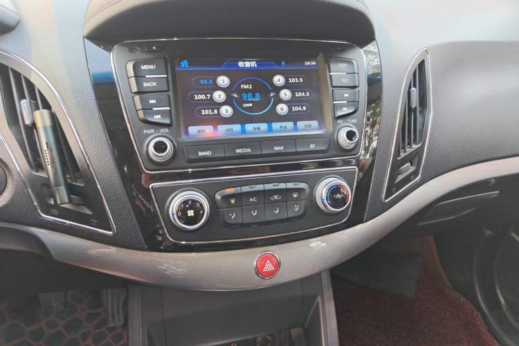 Used JAC Group Refine S5 2015 2.0L Manual Luxury Edition Audio And AC Panel