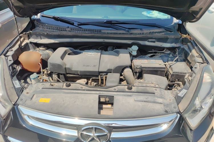 Used JAC Group Refine S5 2015 2.0T Automatic Luxury Edition Engine Bay
