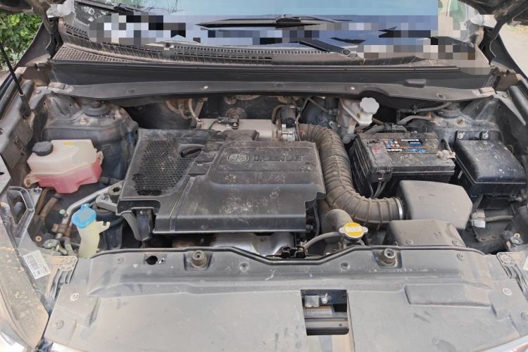 Used JAC Group Refine S5 2015 2.0L Manual Luxury Edition Engine Bay
