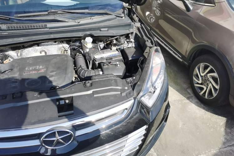Used JAC Group Refine S5 2015 1.5T Automatic Elite Model Engine Bay Left