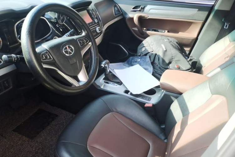 Used JAC Group Refine S5 2015 1.5T Automatic Elite Model Left Front Seat