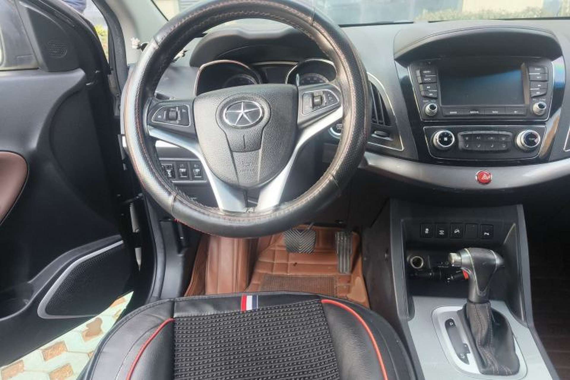 Used JAC Group Refine S5 2015 1.5T Automatic Luxury Model Steering Wheel