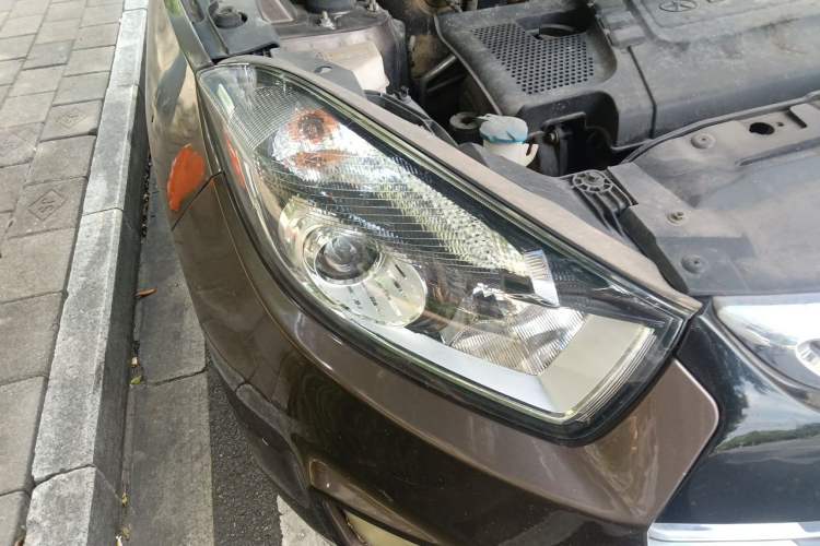 Used JAC Group Refine S5 2015 2.0L Manual Comfort Version Right Front Headlight