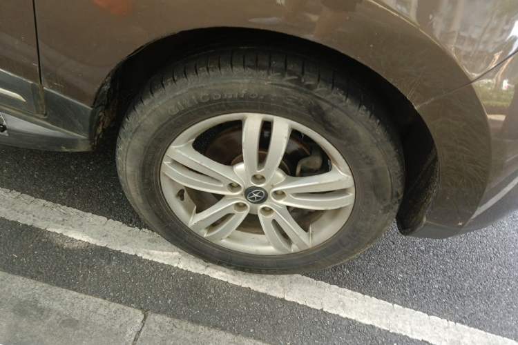 Used JAC Group Refine S5 2015 2.0L Manual Comfort Version Right Front Wheel Hub