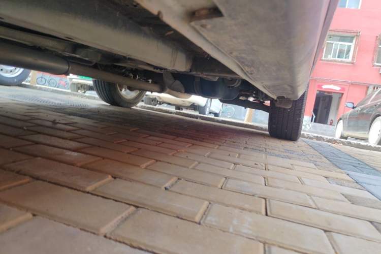 Used JAC Group Refine S5 2015 1.5T Automatic Luxury Model Chassis Front Left