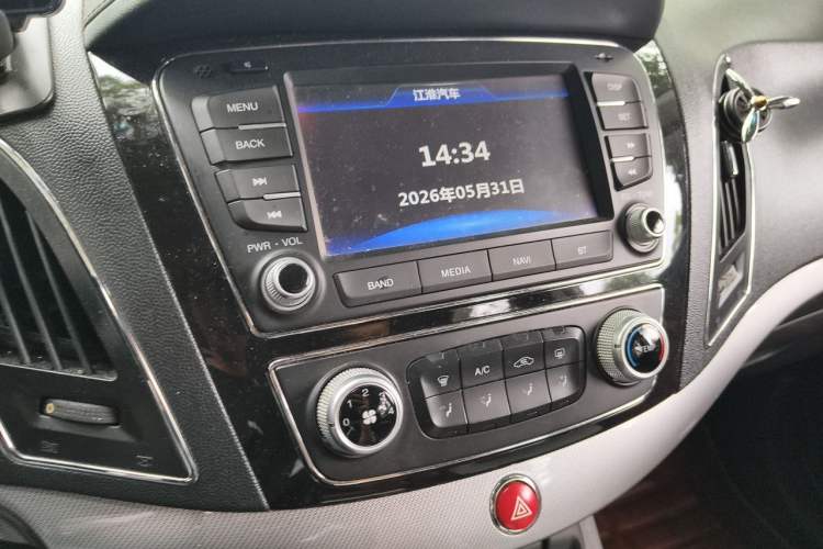 Used JAC Group Refine S5 2015 1.5T Automatic Comfort Edition Audio And AC Panel
