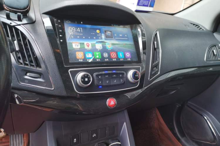 Used JAC Group Refine S5 2015 1.5T Manual Elite Model Audio And AC Panel