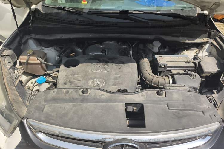 Used JAC Group Refine S5 2015 1.5T Manual Luxury Sport Edition Engine Bay