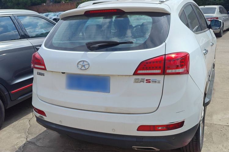 Used JAC Group Refine S5 2015 2.0L Manual Luxury Edition Exterior 4