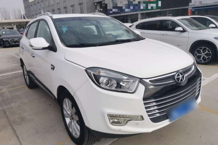 Used JAC Group Refine S5 2015 1.5T Manual Luxury Sport Edition Front Right 45 Deg