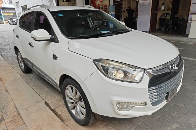 Used JAC Group Refine S5 2015 1.5T Automatic Elite Model Front Right 45 Deg