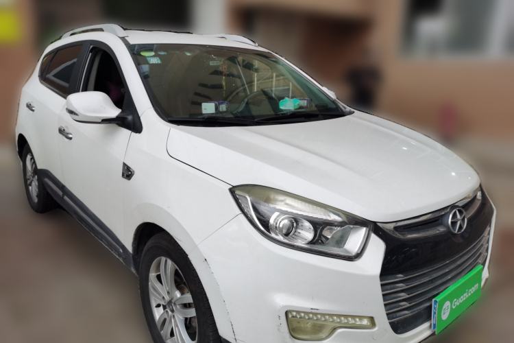 Used JAC Group Refine S5 2015 1.5T Manual Elite Model Front Right 45 Deg