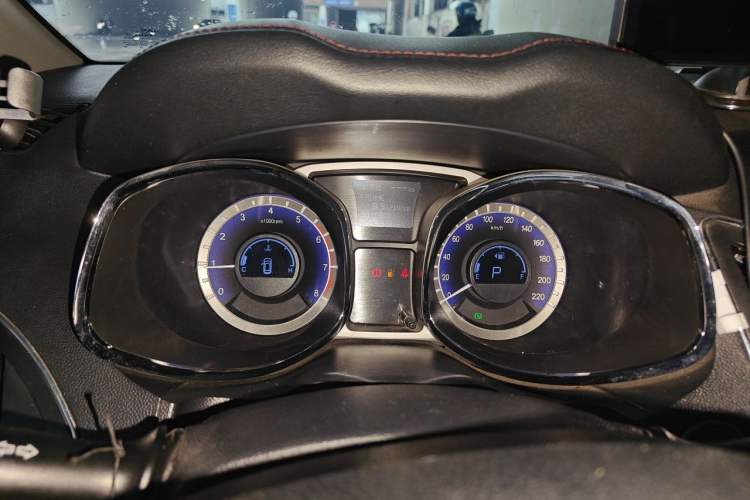 Used JAC Group Refine S5 2015 1.5T Automatic Elite Model Instrument Cluster