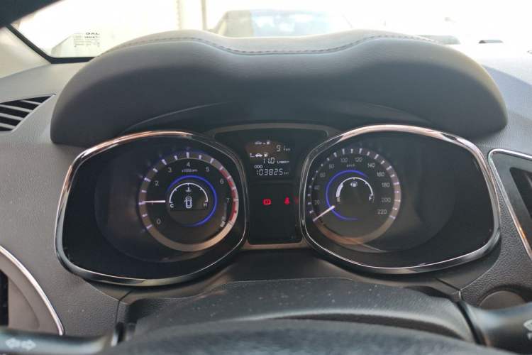 Used JAC Group Refine S5 2015 1.5T Manual Luxury Sport Edition Instrument Cluster