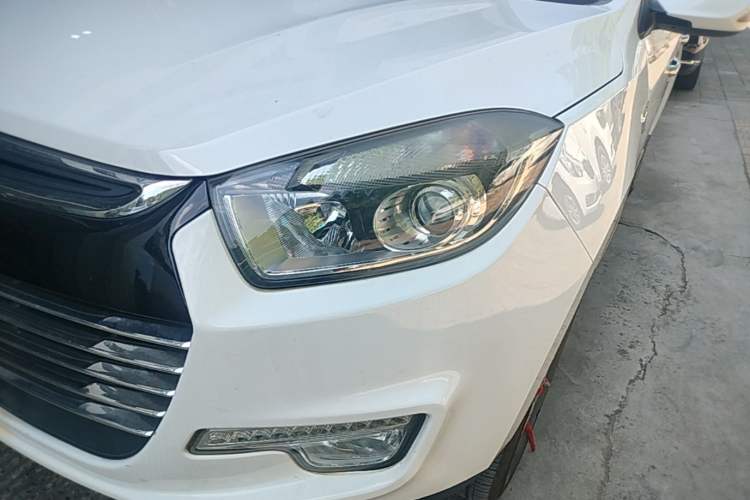 Used JAC Group Refine S5 2015 1.5T Automatic Elite Model Left Front Headlight
