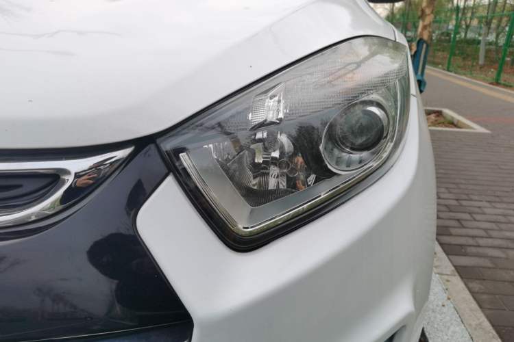 Used JAC Group Refine S5 2015 1.5T Manual Comfort Model Left Front Headlight