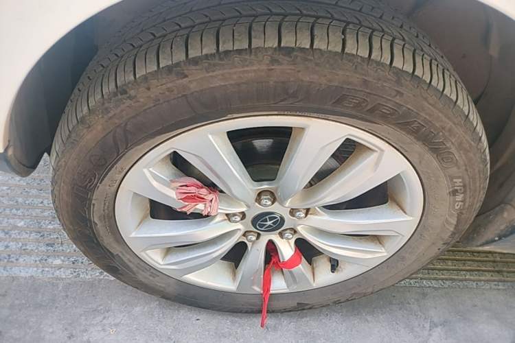 Used JAC Group Refine S5 2015 1.5T Automatic Elite Model Left Front Wheel Hub