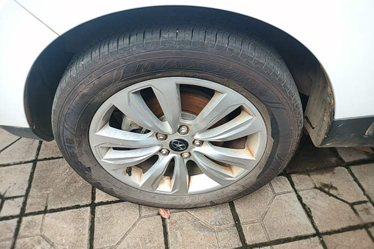 Used JAC Group Refine S5 2015 1.5T Automatic Elite Model Left Front Wheel Hub