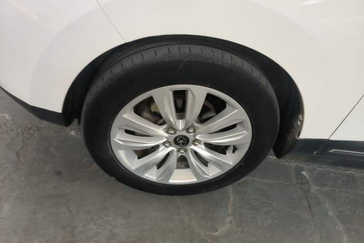 Used JAC Group Refine S5 2015 1.5T Automatic Luxury Model Left Front Wheel Hub