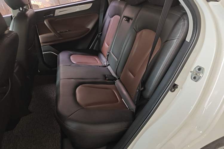 Used JAC Group Refine S5 2015 1.5T Automatic Elite Model Left Rear Seat
