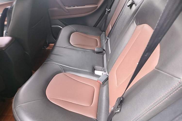 Used JAC Group Refine S5 2015 1.5T Automatic Elite Model Left Rear Seat