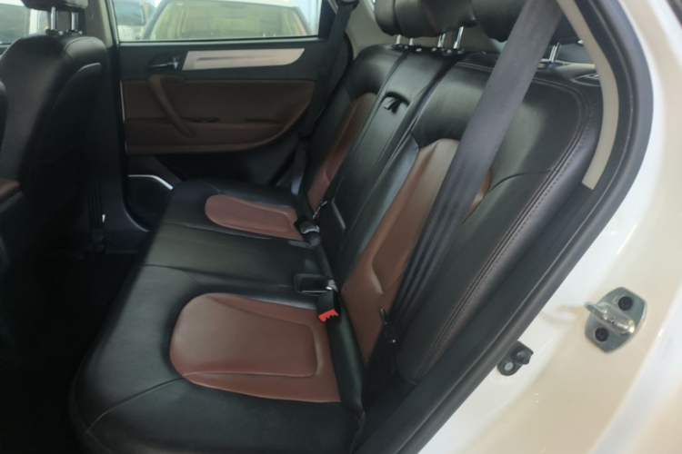Used JAC Group Refine S5 2015 1.5T Automatic Luxury Model Left Rear Seat