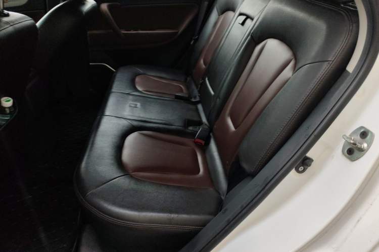 Used JAC Group Refine S5 2015 1.5T Manual Comfort Model Left Rear Seat