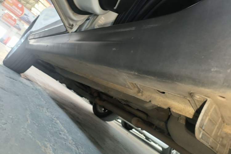 Used JAC Group Refine S5 2015 1.5T Automatic Luxury Model Left Side Sill