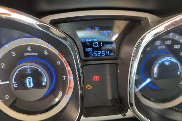 Used JAC Group Refine S5 2015 1.5T Manual Luxury Sport Edition Odometer Close Up