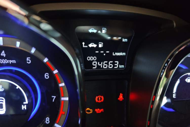 Used JAC Group Refine S5 2015 1.5T Manual Luxury Sport Edition Odometer Close Up