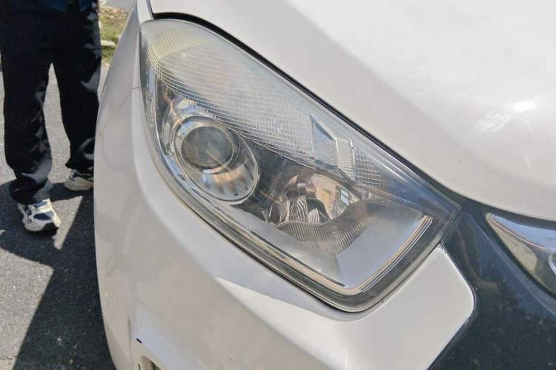 Used JAC Group Refine S5 2015 1.5T Automatic Luxury Model Right Front Headlight