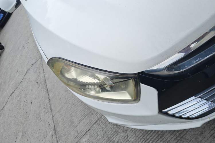 Used JAC Group Refine S5 2015 1.5T Manual Luxury Sport Edition Right Front Headlight