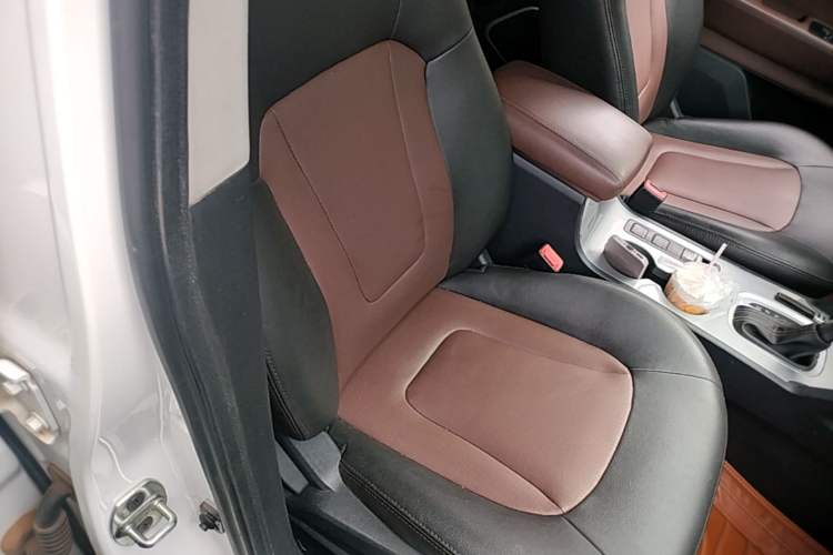 Used JAC Group Refine S5 2015 1.5T Automatic Elite Model Right Front Seat
