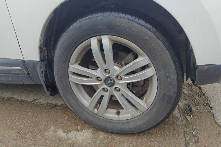 Used JAC Group Refine S5 2015 1.5T Manual Luxury Sport Edition Right Front Wheel Hub