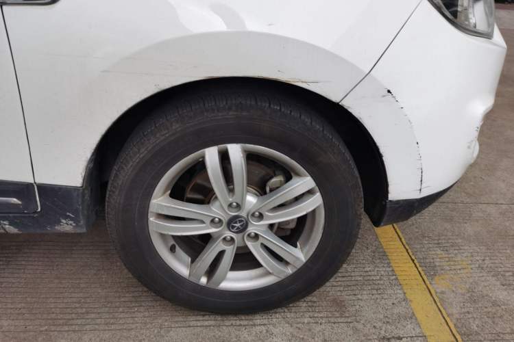 Used JAC Group Refine S5 2015 1.5T Manual Elite Model Right Front Wheel Hub