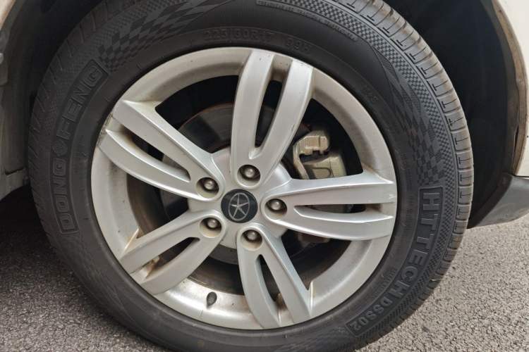 Used JAC Group Refine S5 2015 1.5T Manual Luxury Sport Edition Right Front Wheel Hub