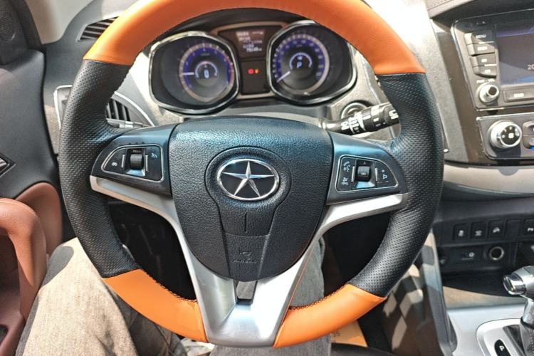Used JAC Group Refine S5 2015 1.5T Automatic Luxury Model Steering Wheel