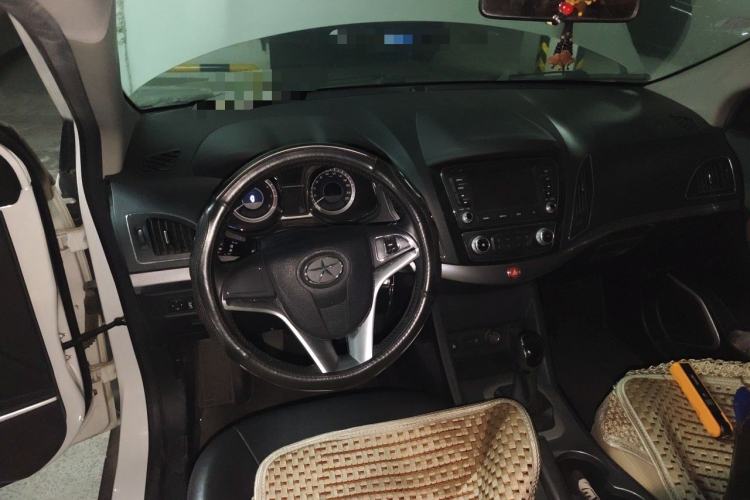Used JAC Group Refine S5 2015 2.0L Manual Luxury Edition Steering Wheel