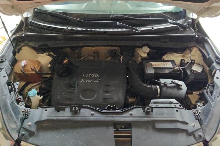 Used JAC Group Refine S5 2017 1.5T Automatic E-commerce Edition Engine Bay