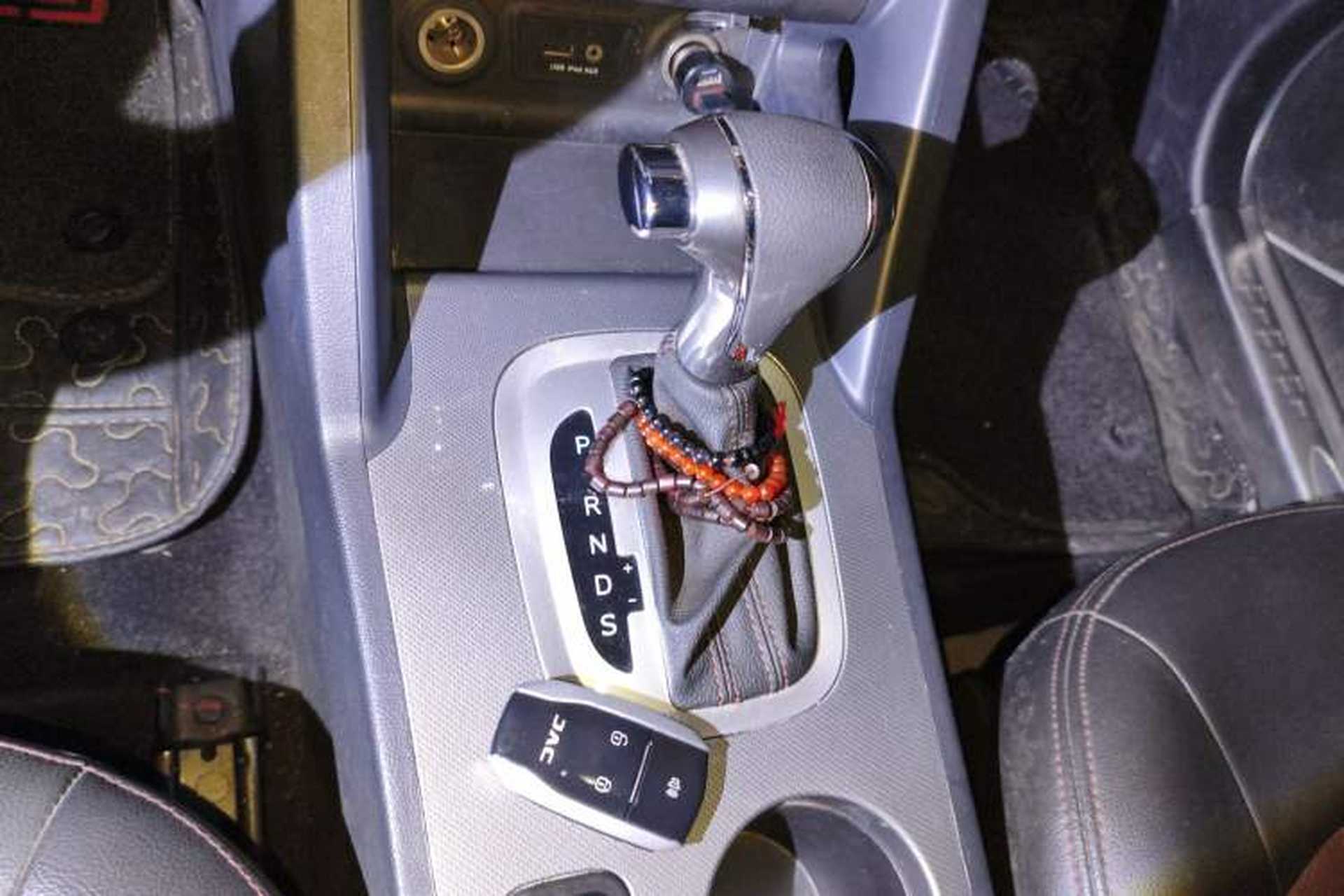 Used JAC Group Refine S5 2017 1.5T Automatic E-commerce Edition Gear Lever