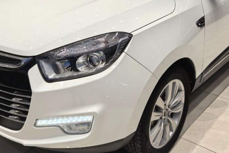 Used JAC Group Refine S5 2017 1.5T Automatic E-commerce Edition Left Front Headlight