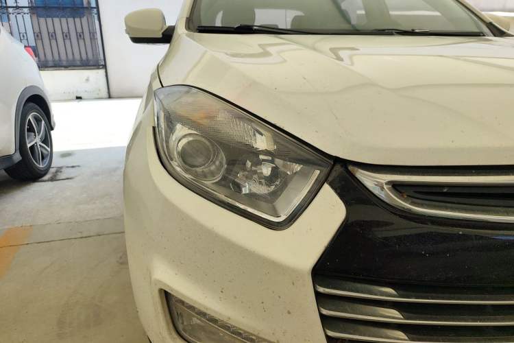 Used JAC Group Refine S5 2017 1.5T Automatic E-commerce Edition Right Front Headlight