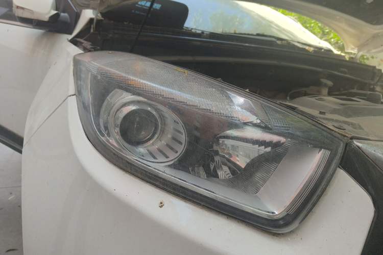 Used JAC Group Refine S5 2017 1.5T Automatic E-commerce Edition Right Front Headlight