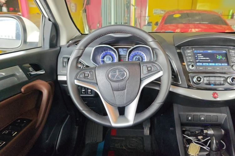 Used JAC Group Refine S5 2017 1.5T Automatic E-commerce Edition Steering Wheel