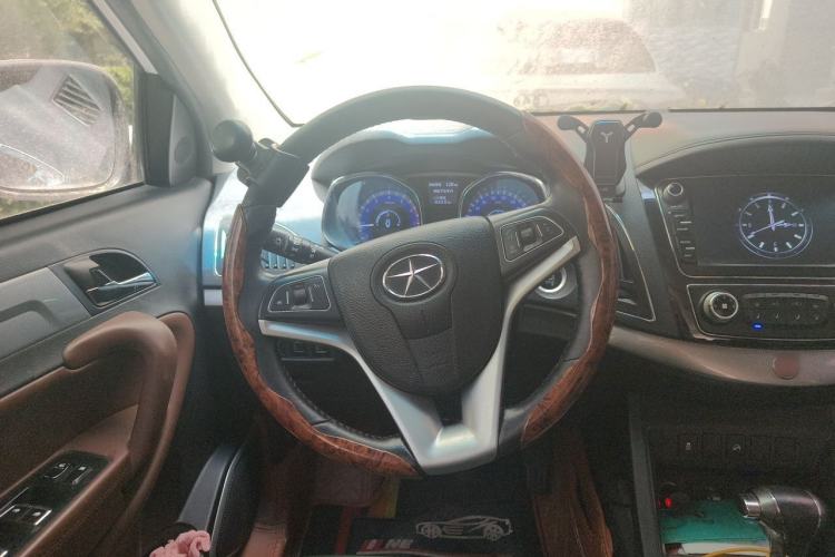 Used JAC Group Refine S5 2017 1.5T Automatic E-commerce Edition Steering Wheel
