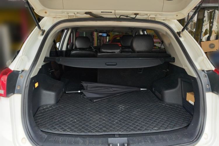 Used JAC Group Refine S5 2017 1.5T Automatic E-commerce Edition Trunk