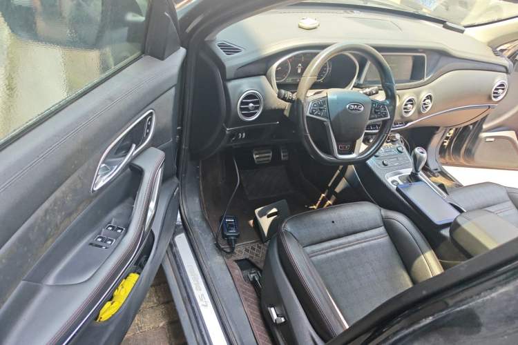 Used JAC Group Refine S7 2017 1.5T Automatic Luxury Model Driver Seat