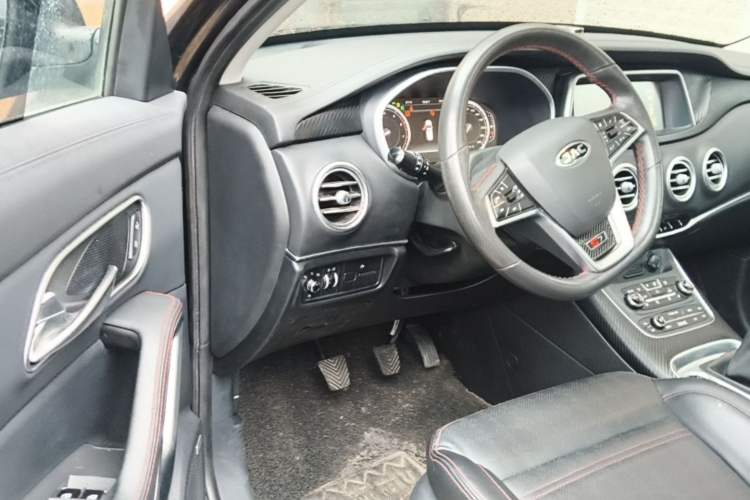 Used JAC Group Refine S7 2017 1.5T Manual Luxury Smart Model Driver Seat
