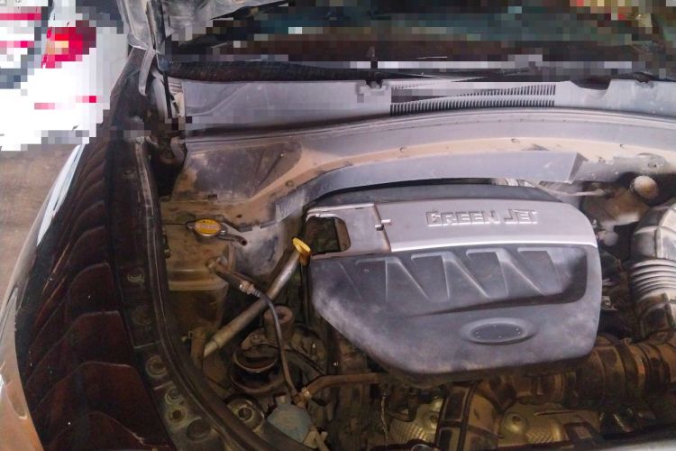 Used JAC Group Refine S7 2017 2.0T Automatic Luxury Smart Version Engine Bay Right