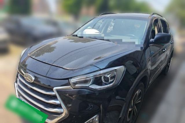 JAC Group Refine S7 2017 1.5T Automatic Luxury Model مستعملة